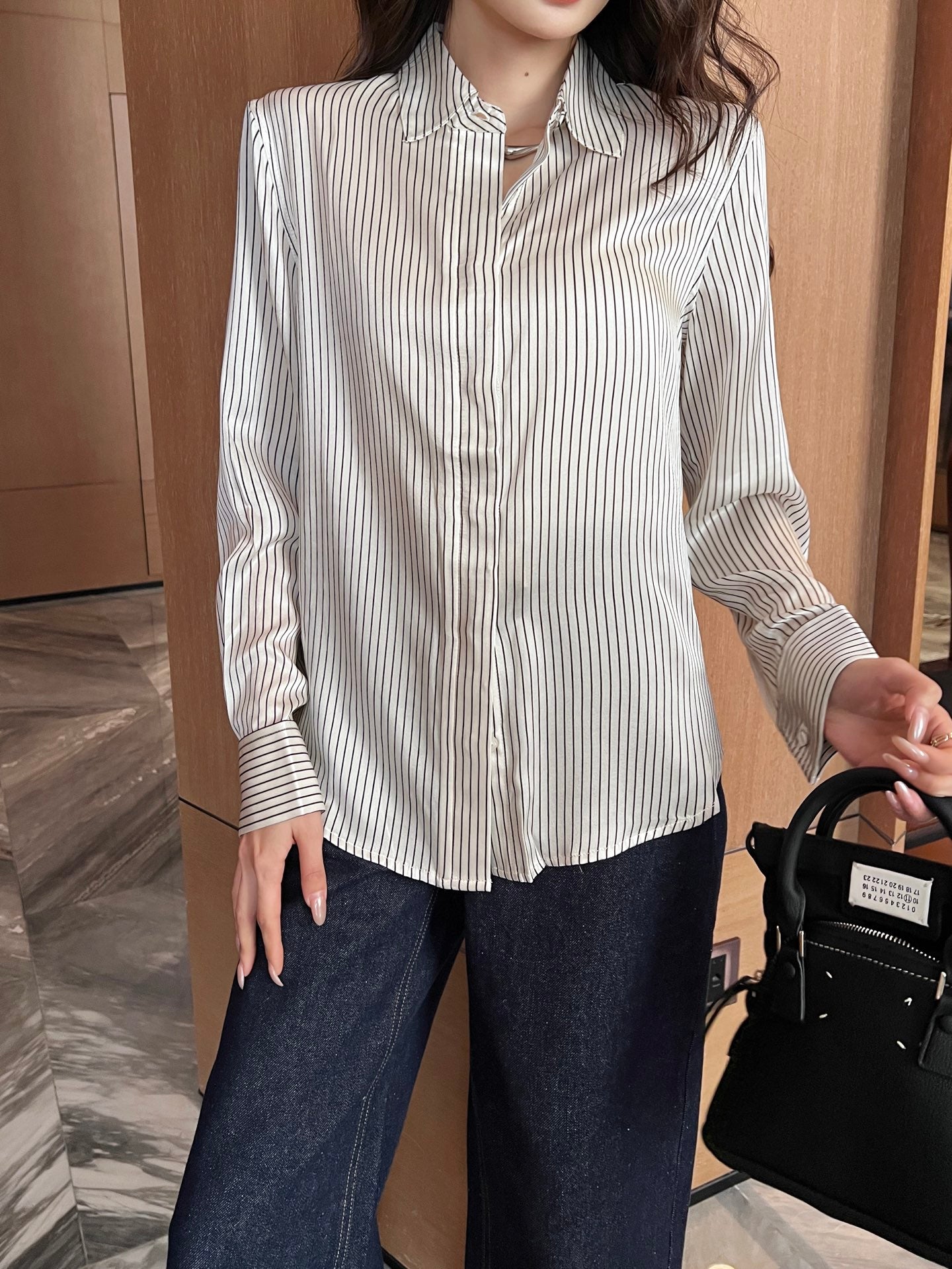 Sa 25ss Silk buttons shirt