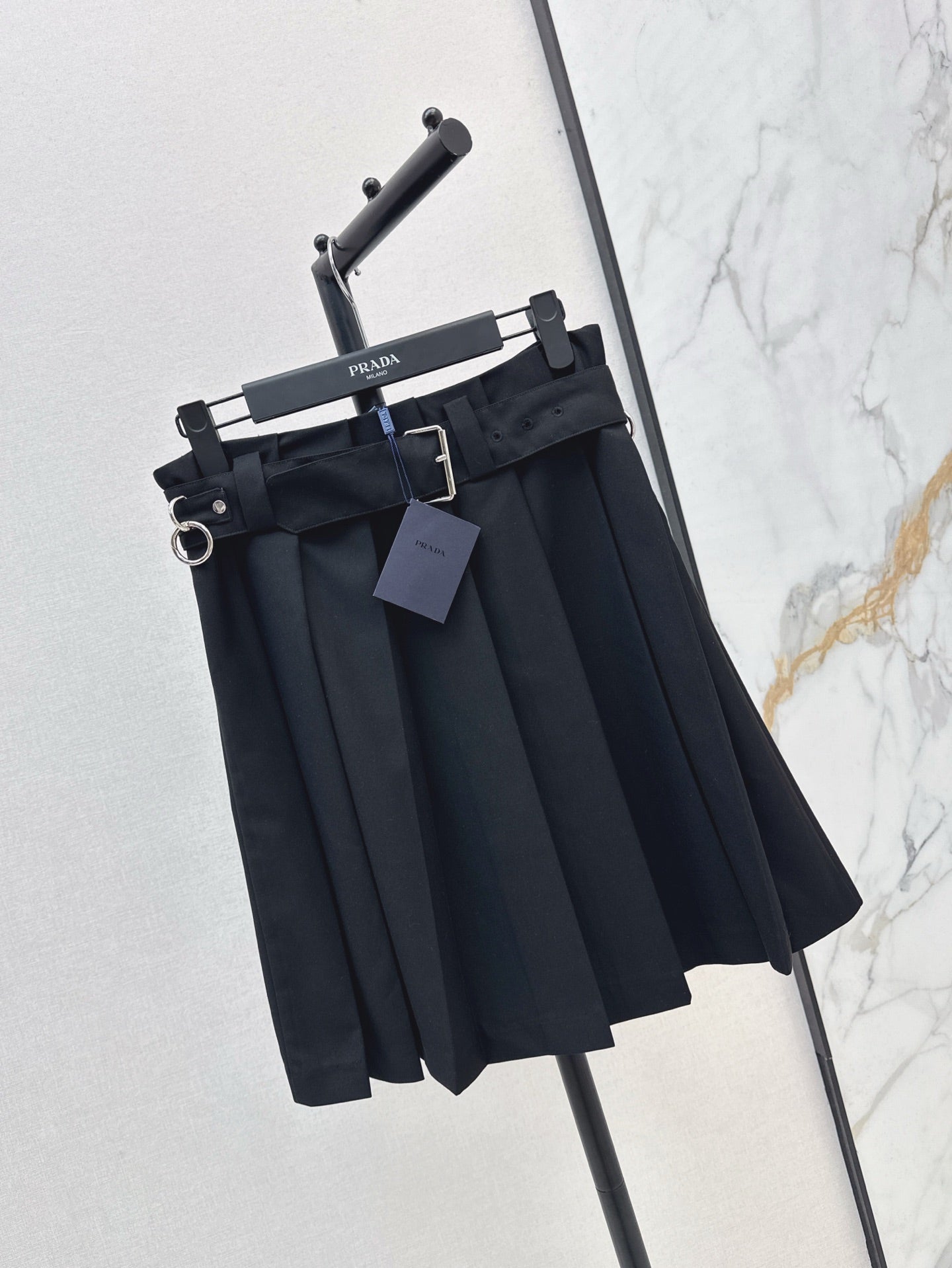 P 25ss belt skirt
