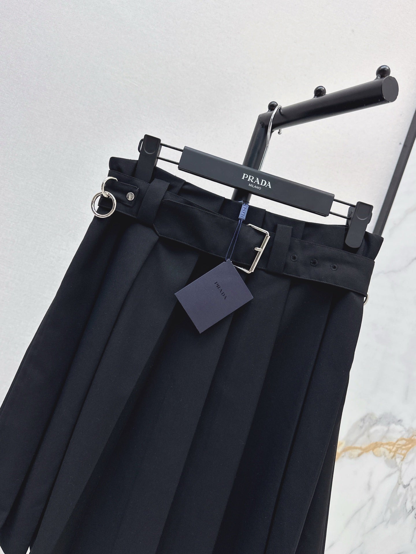 P 25ss belt skirt