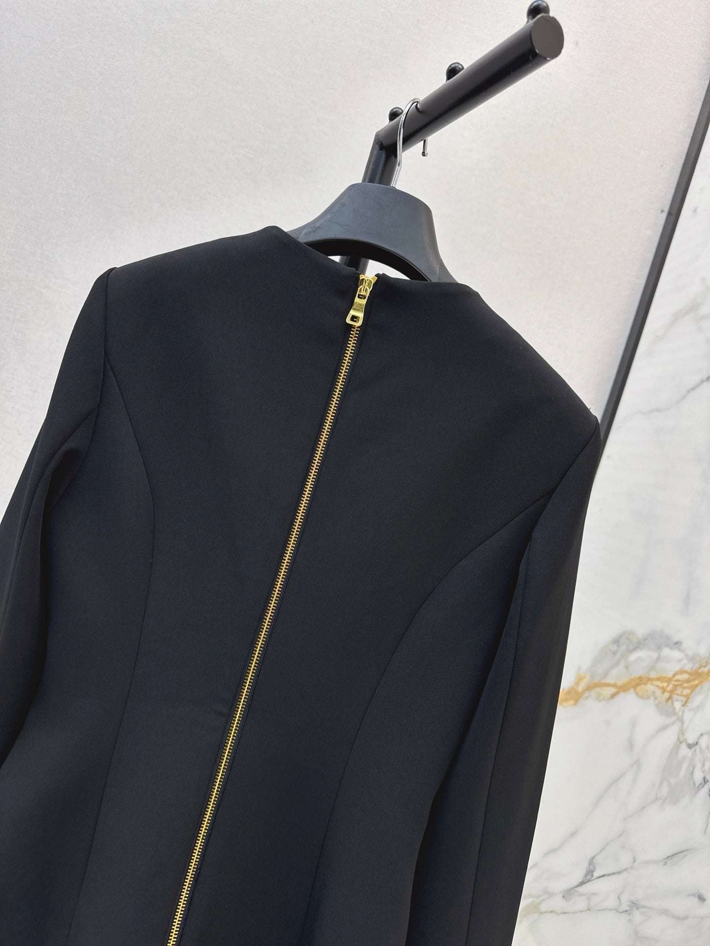 Ba 25ss V neck shirt dress