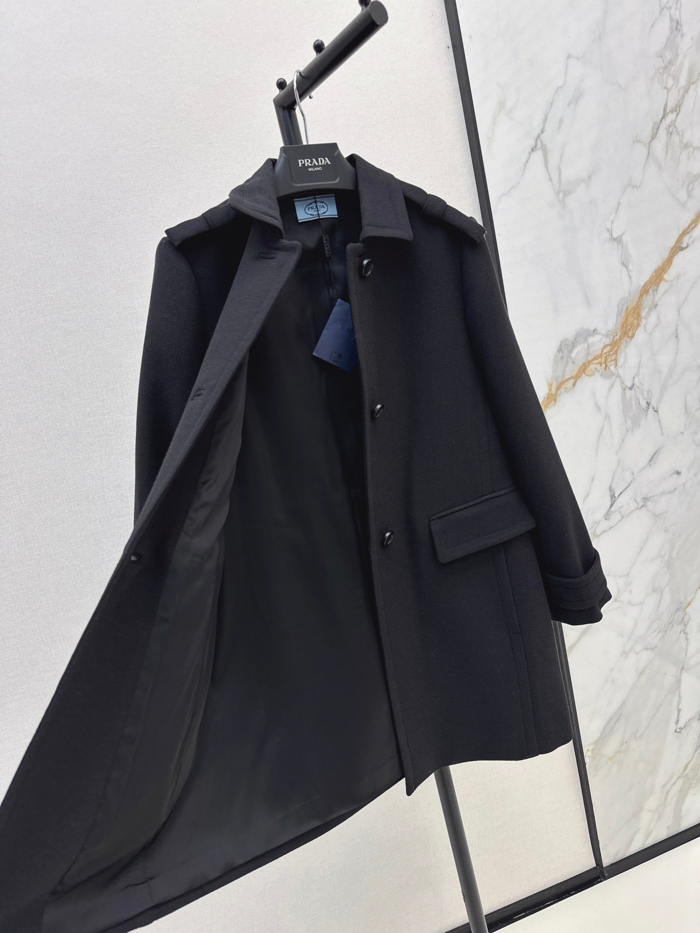 P 25ss woolen peacoat