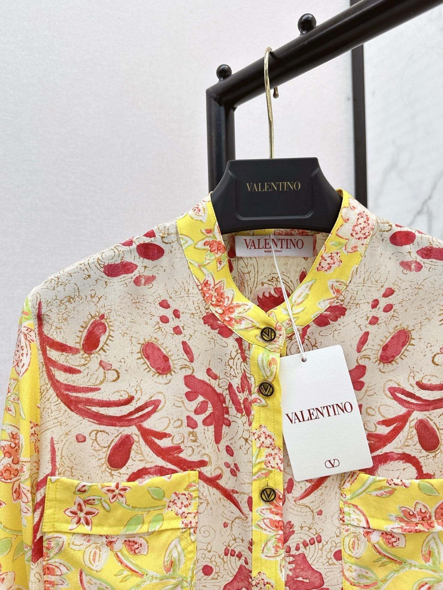 Val 25ss Silk buttons shirt