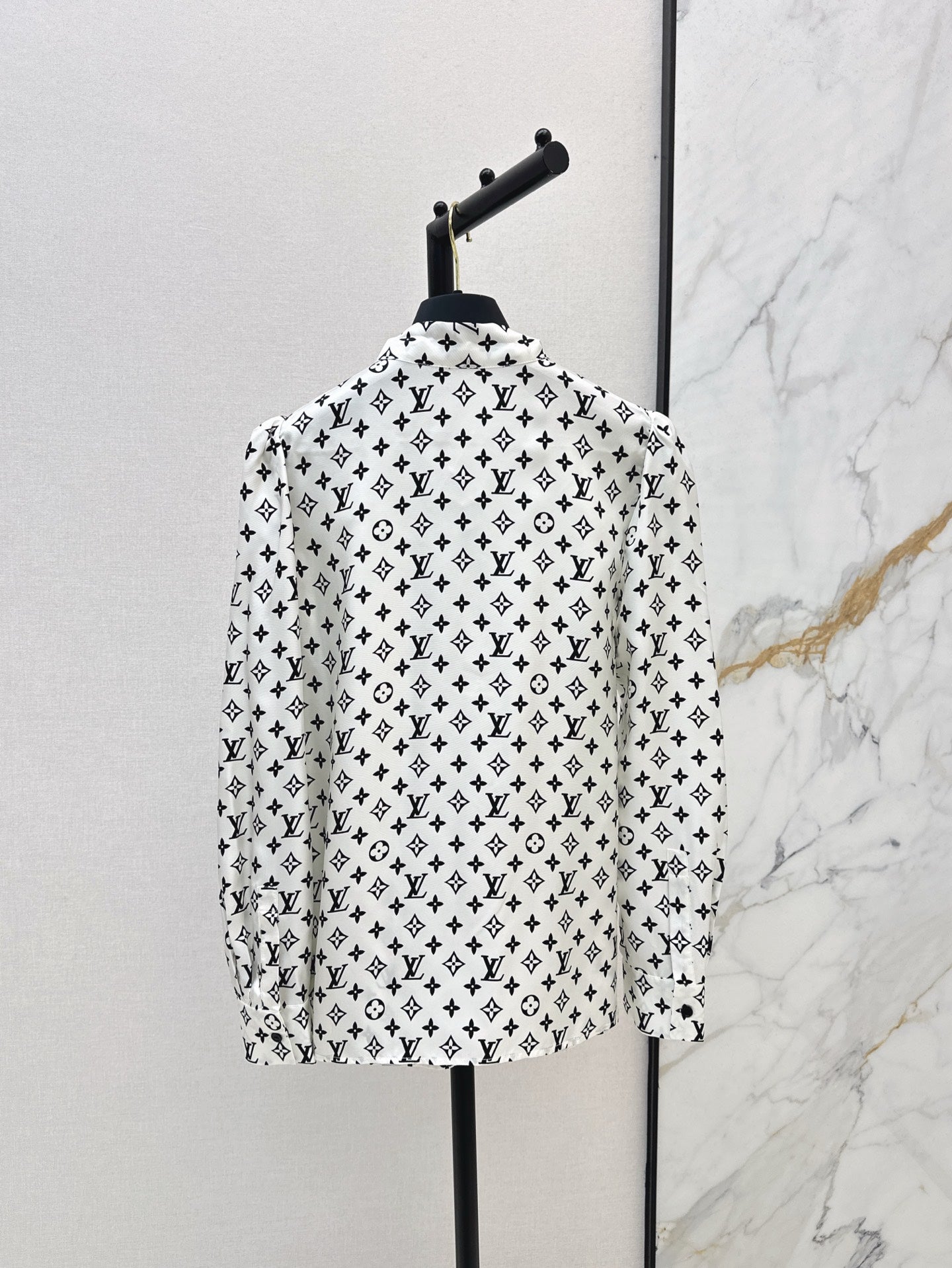 L 25ss silk buttons shirt