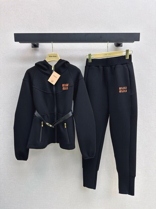 MI 25SS hooded track