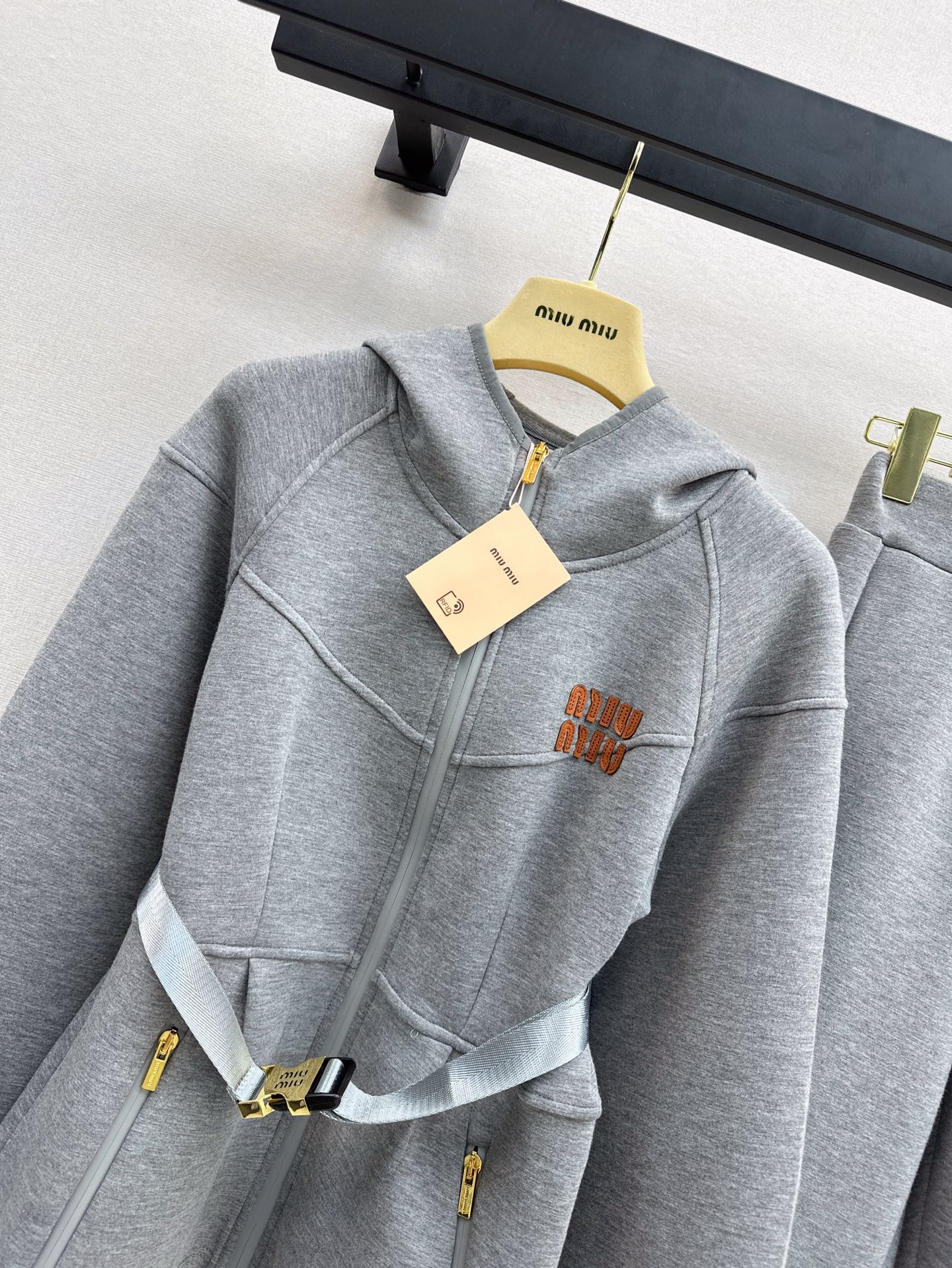 25SS hooded tracksuit