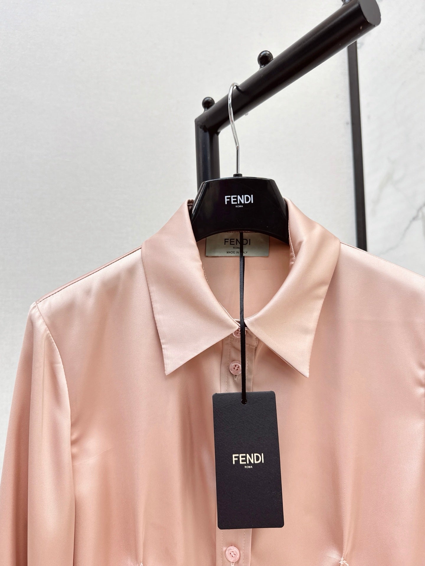 Fe 25SS saint buttons shirt