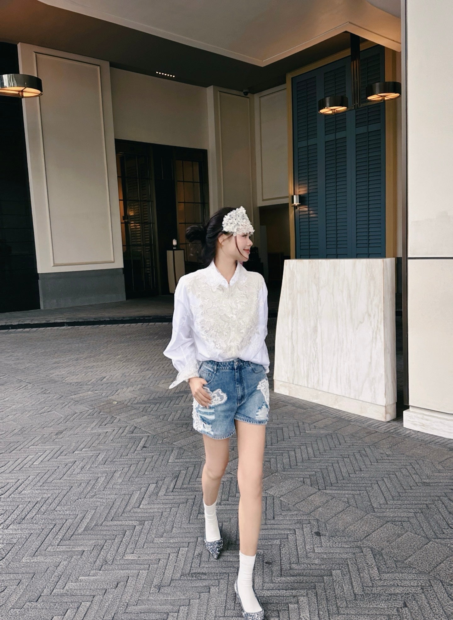 25ss lace buttons shirt