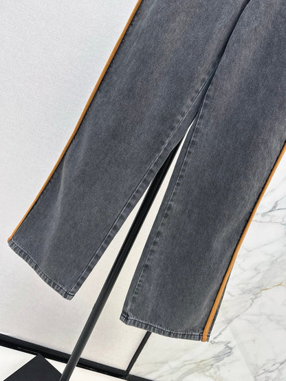 M 25ss embroidered jeans