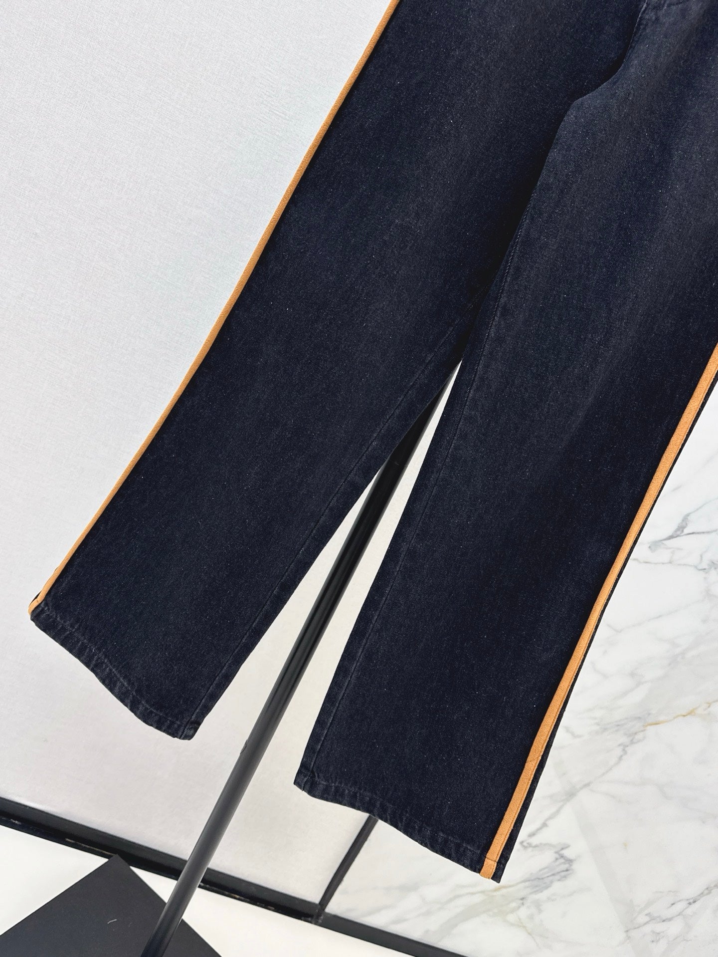 25SS embroidered jeans