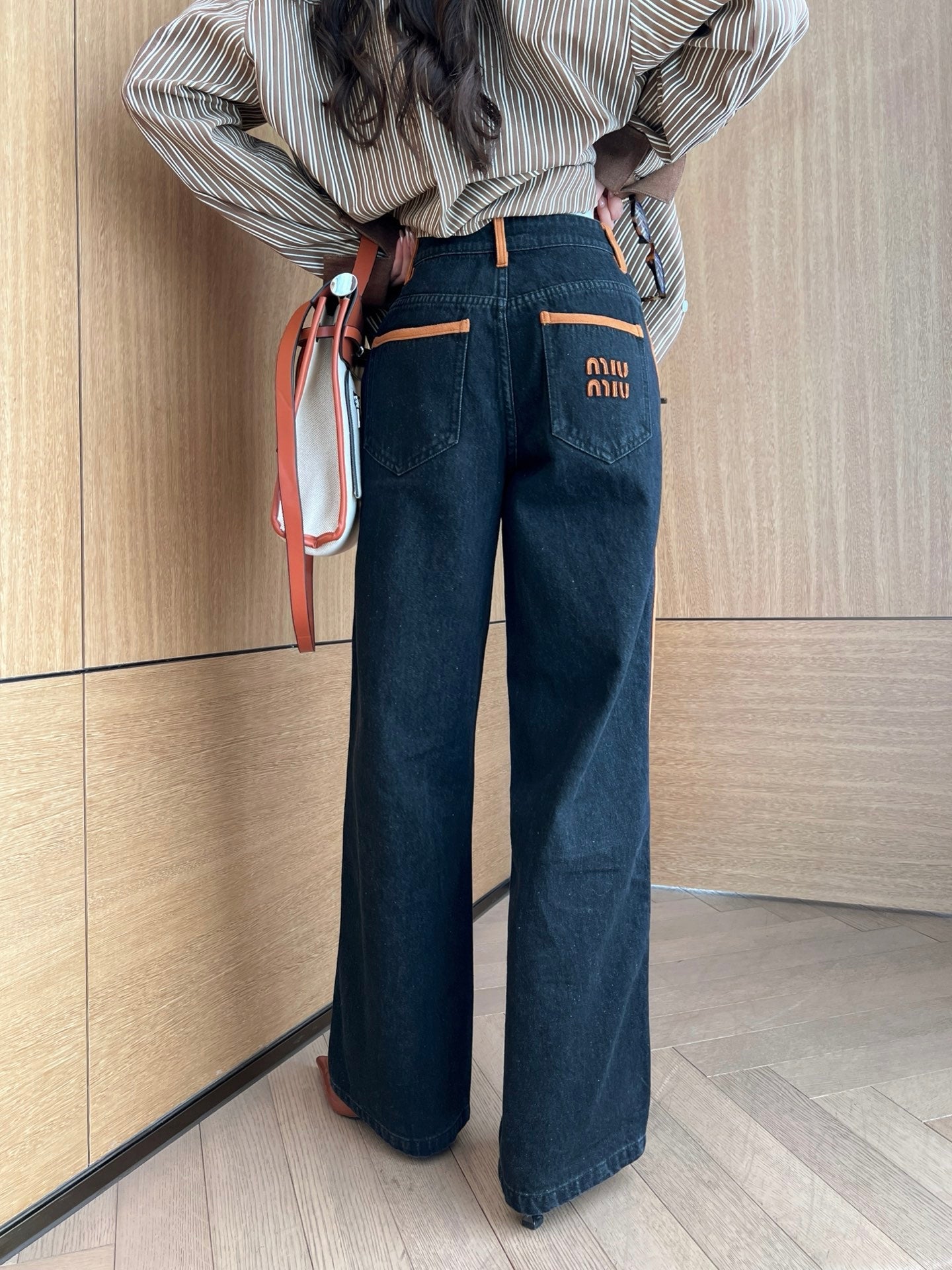 25SS embroidered jeans