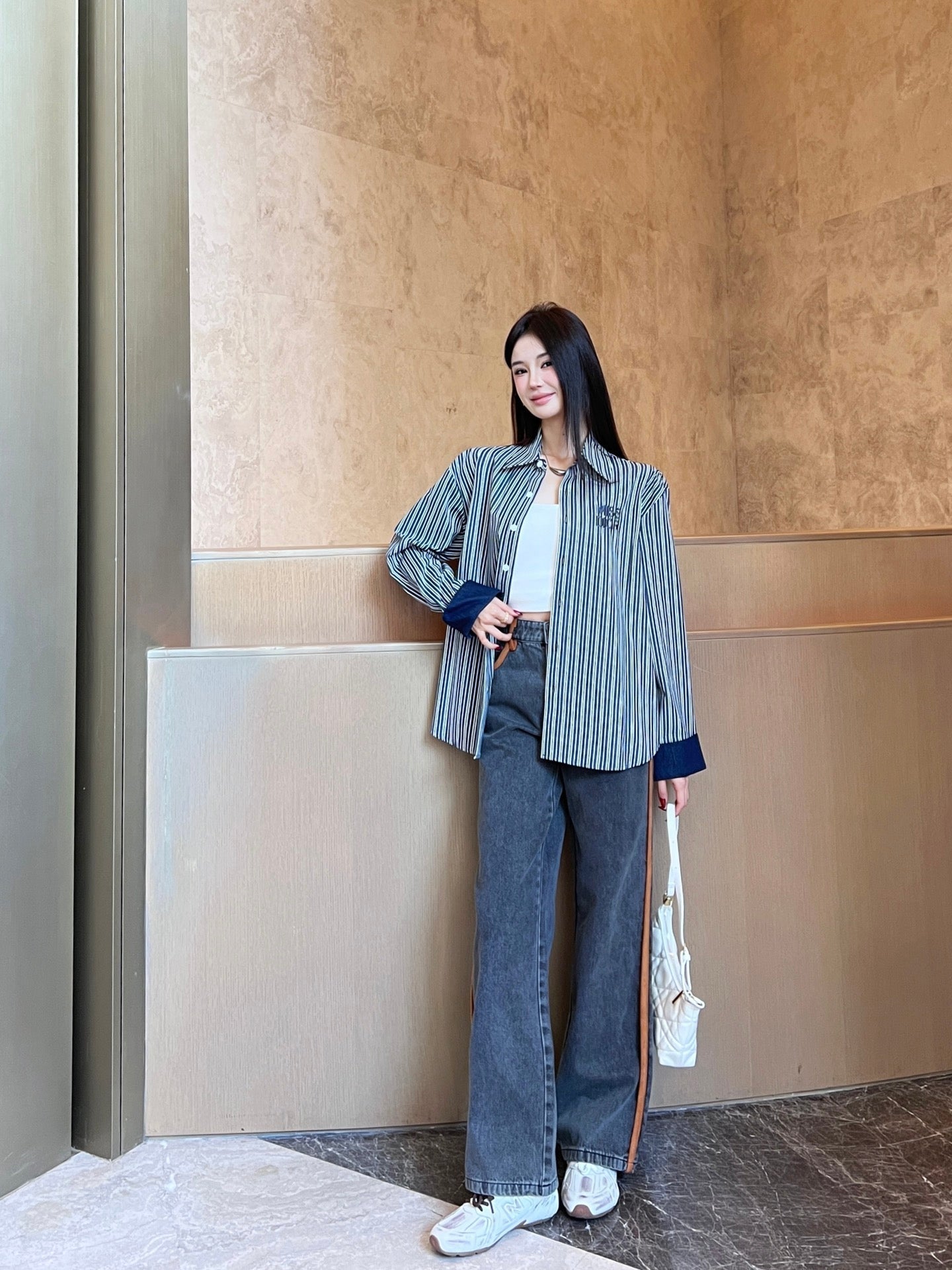 Lo 25ss embroidered shirt