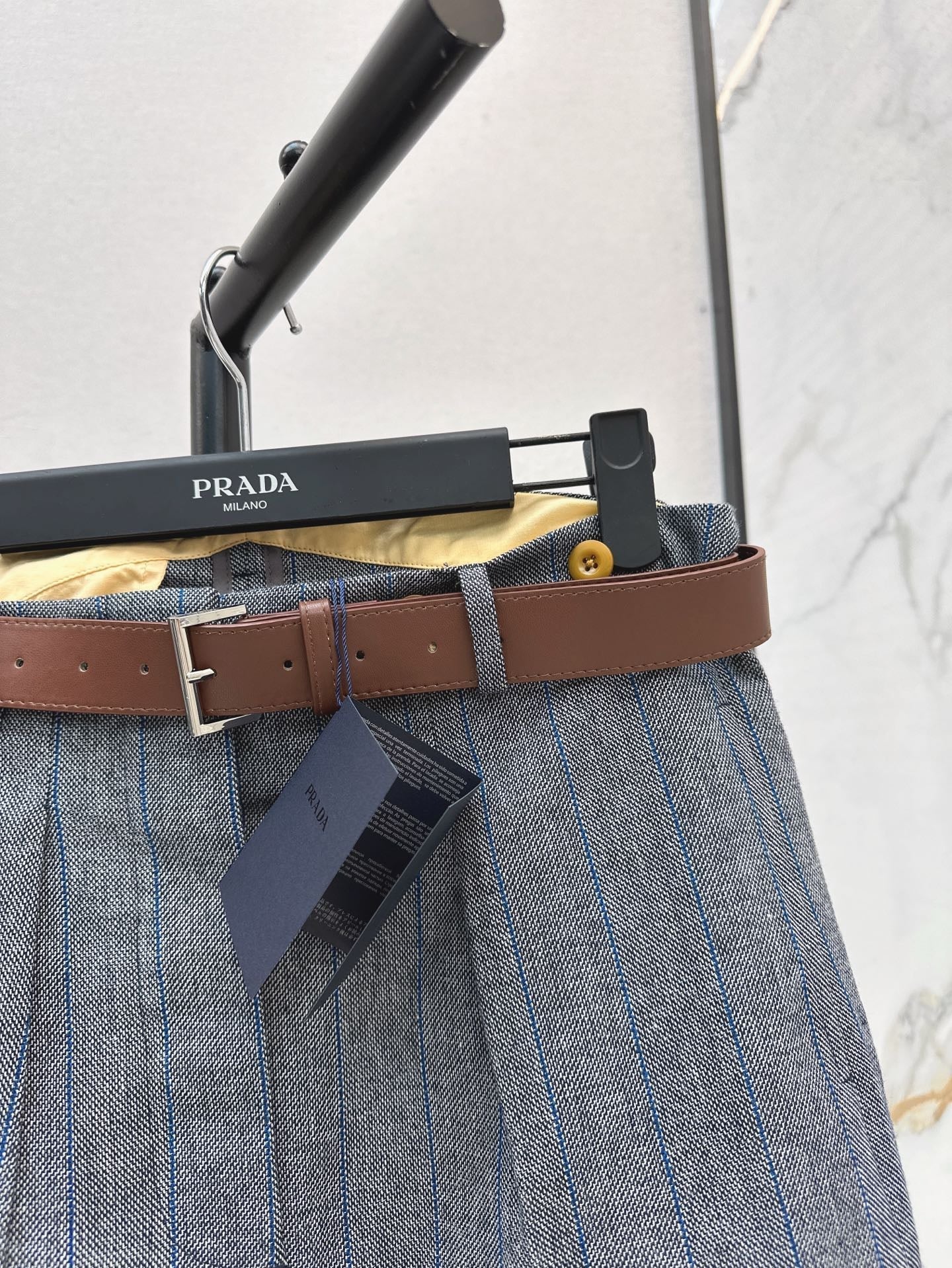 P 25ss belt skirt