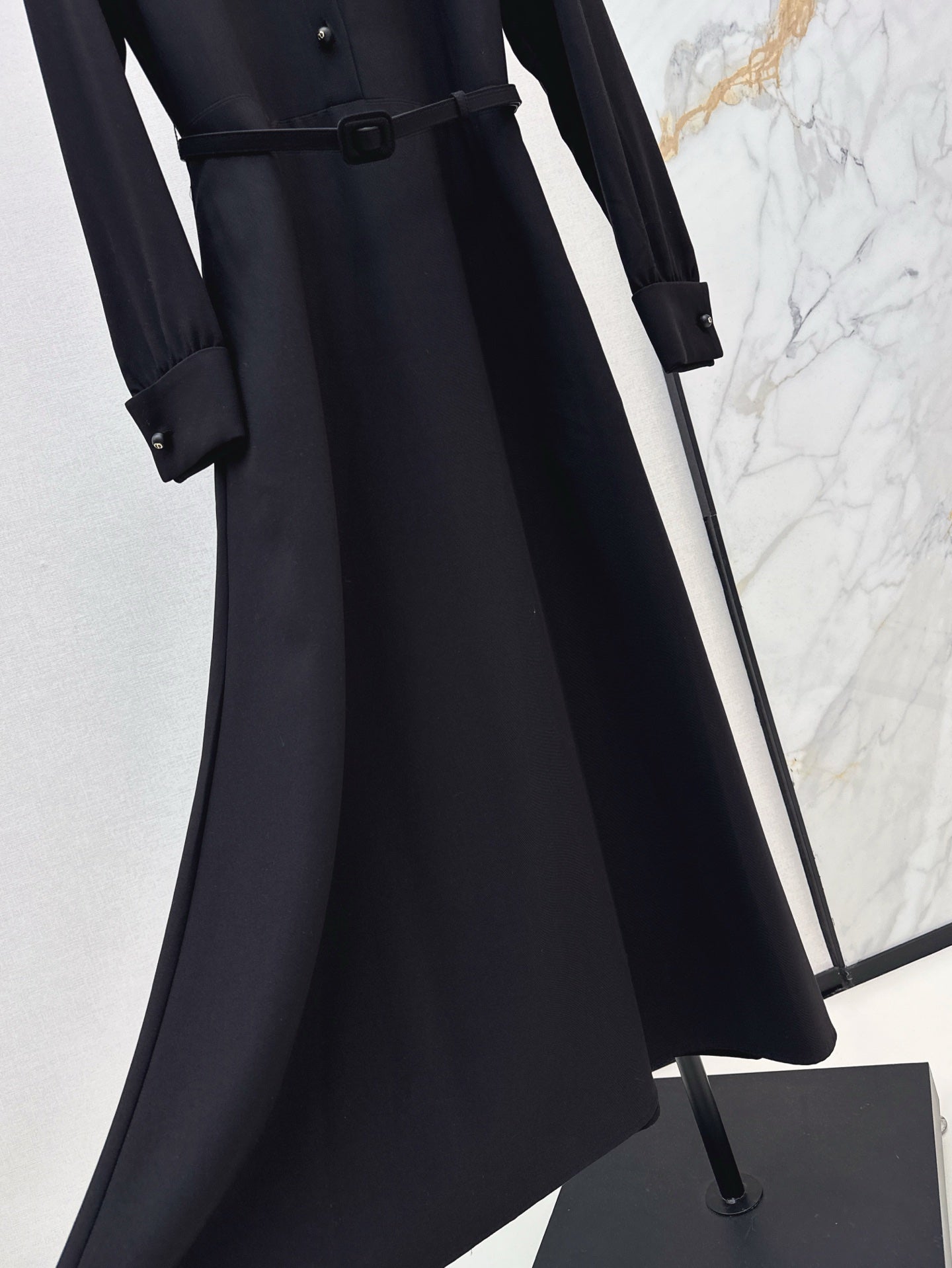 D 255 V NECK SHIRT DRESS