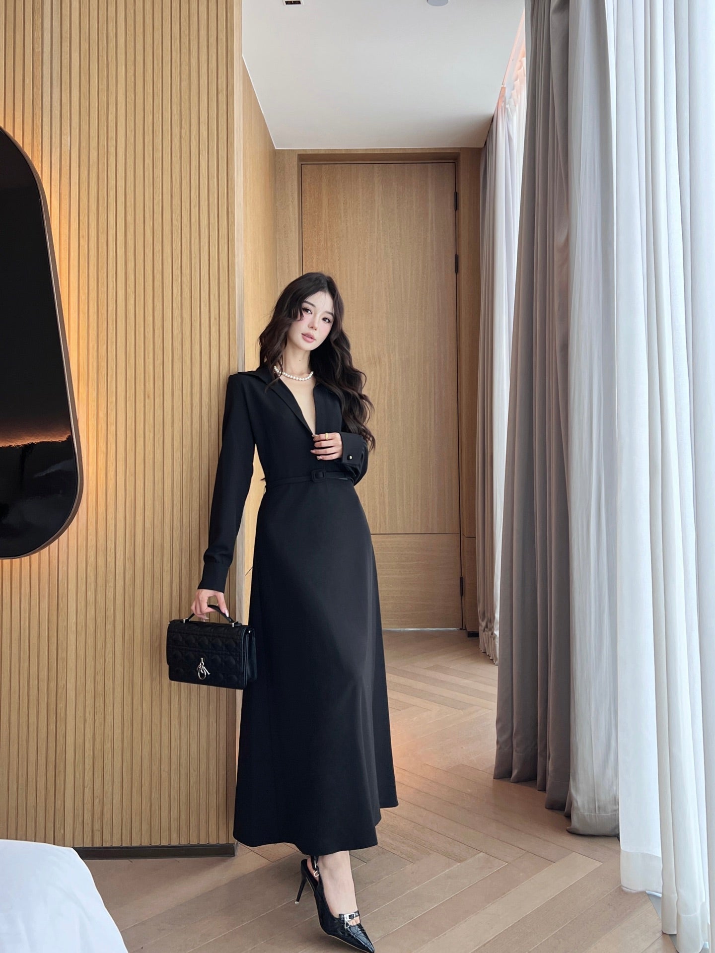 D 255 V NECK SHIRT DRESS