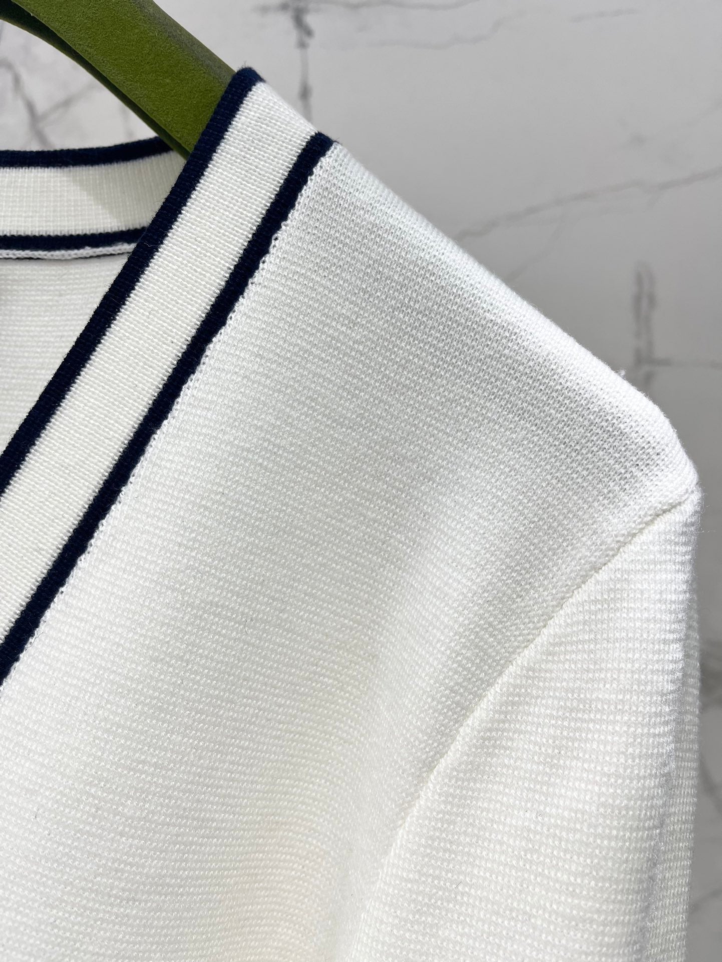 25ss knitted cardigan