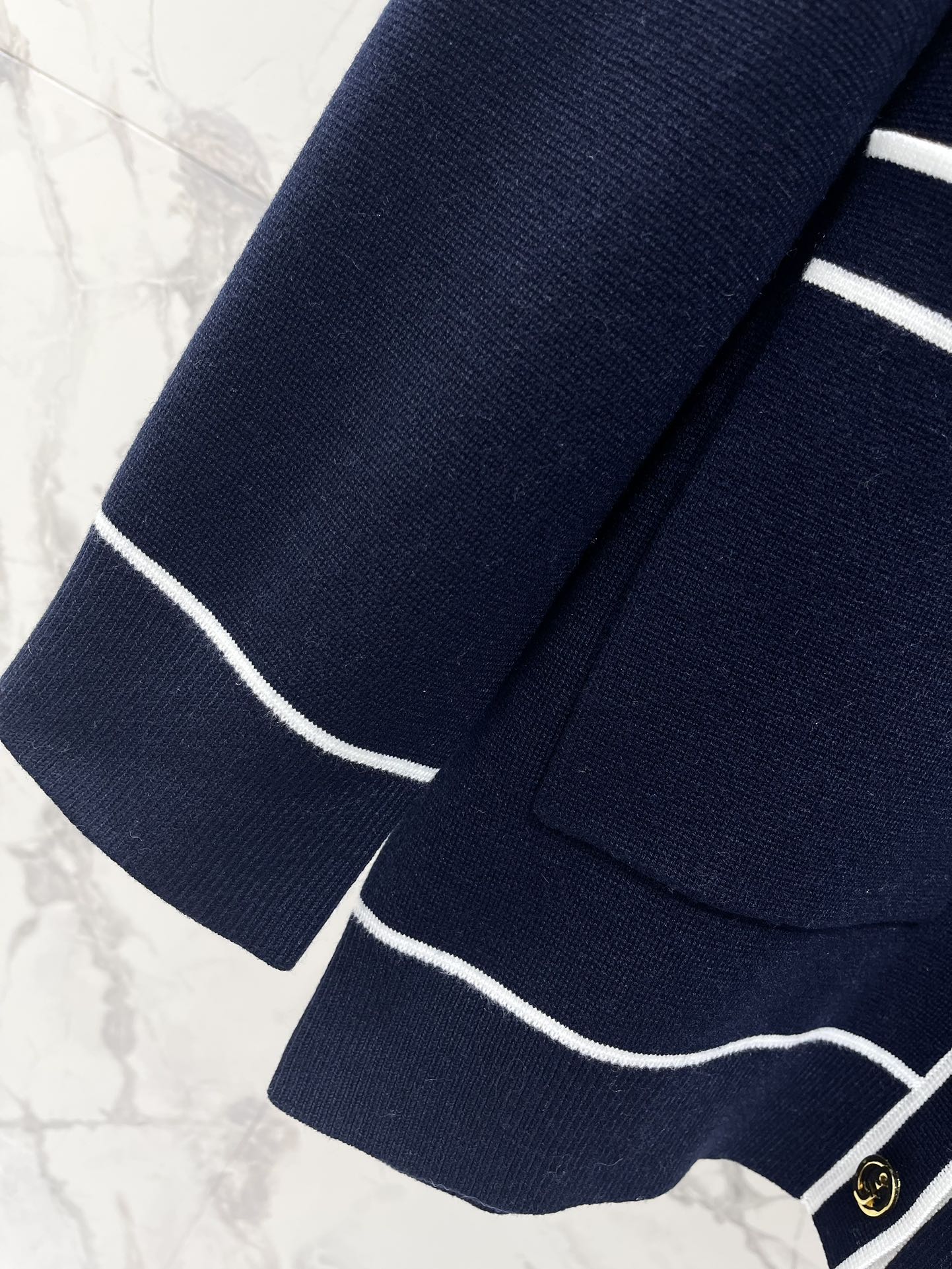 25ss knitted cardigan