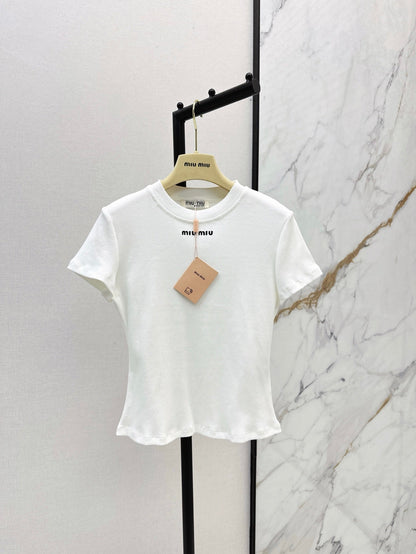 m 25ss embroidered t-shirt