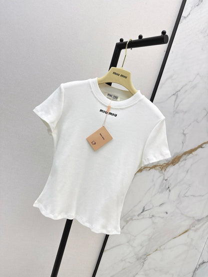 m 25ss embroidered t-shirt