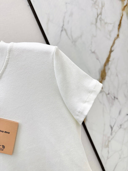 m 25ss embroidered t-shirt