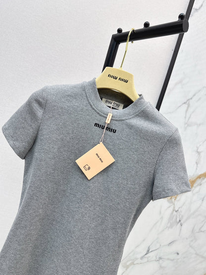 m 25ss embroidered t-shirt