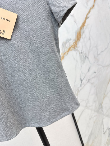 m 25ss embroidered t-shirt