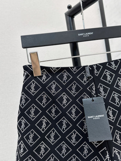 25ss rhinestone short