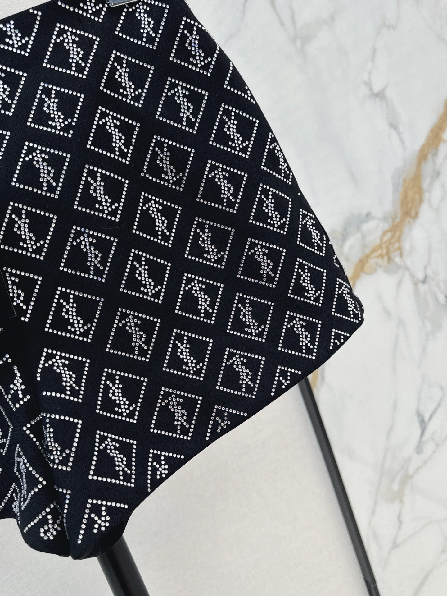 25ss rhinestone short