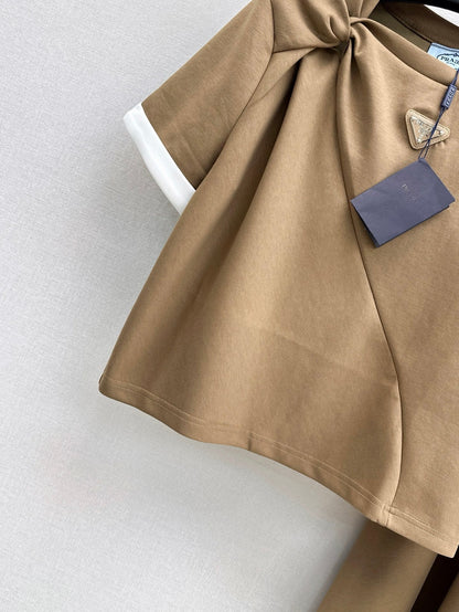 P 25ss tee skirt suit