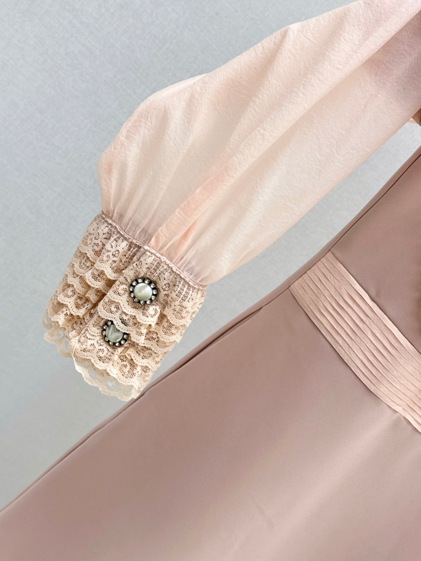 25ss ruffle lace dress