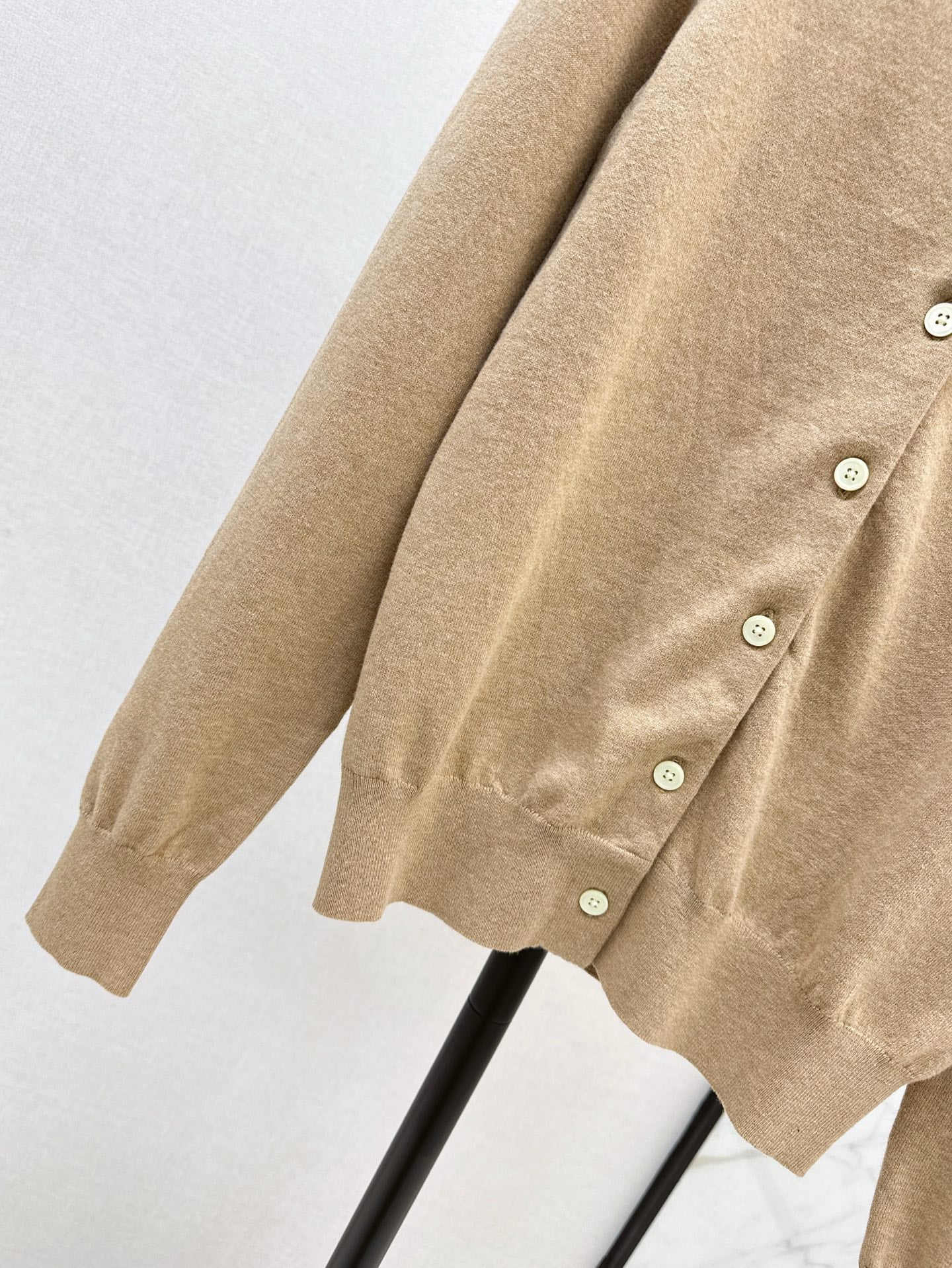 25ss knitted cardigan