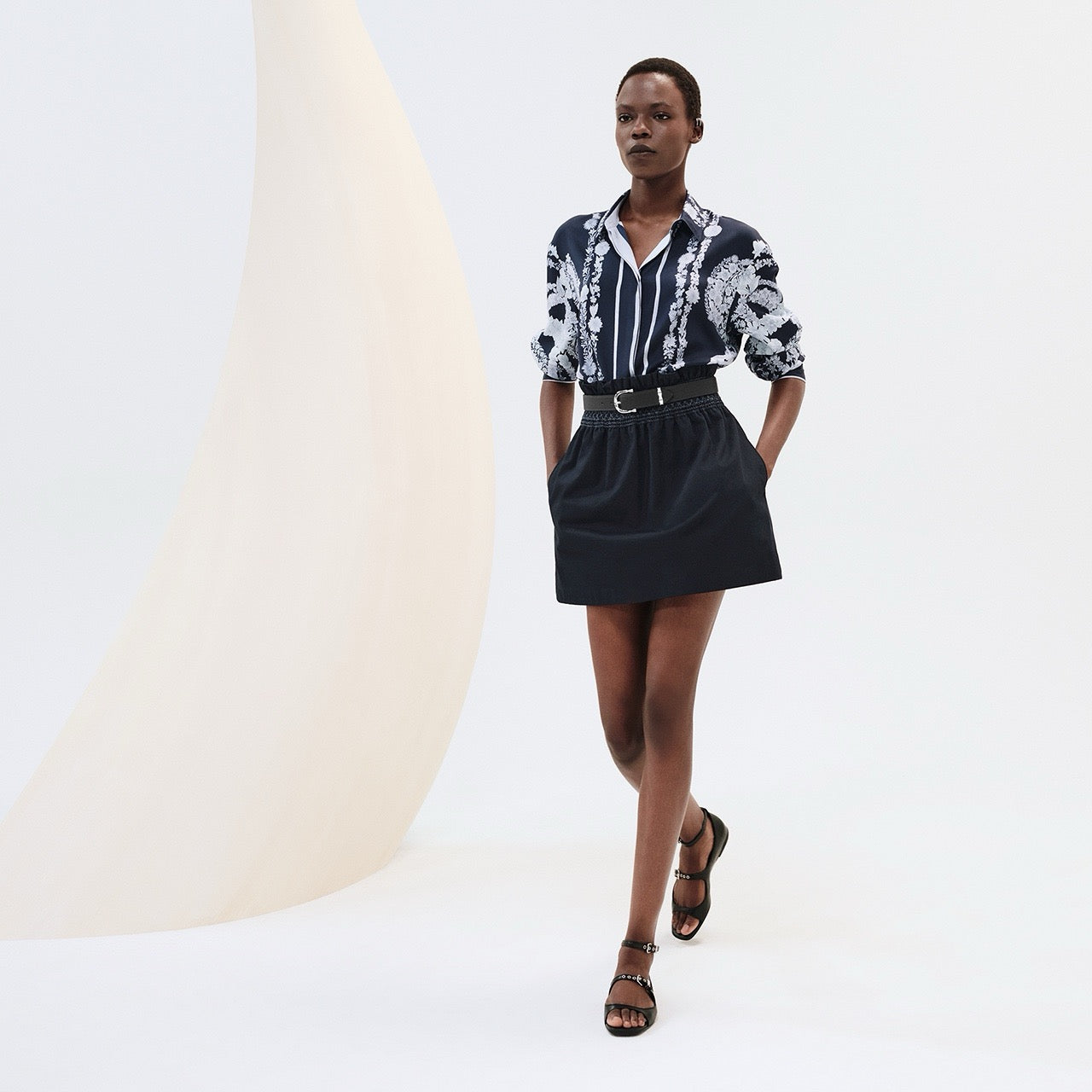 H 25ss Silk buttons shirt