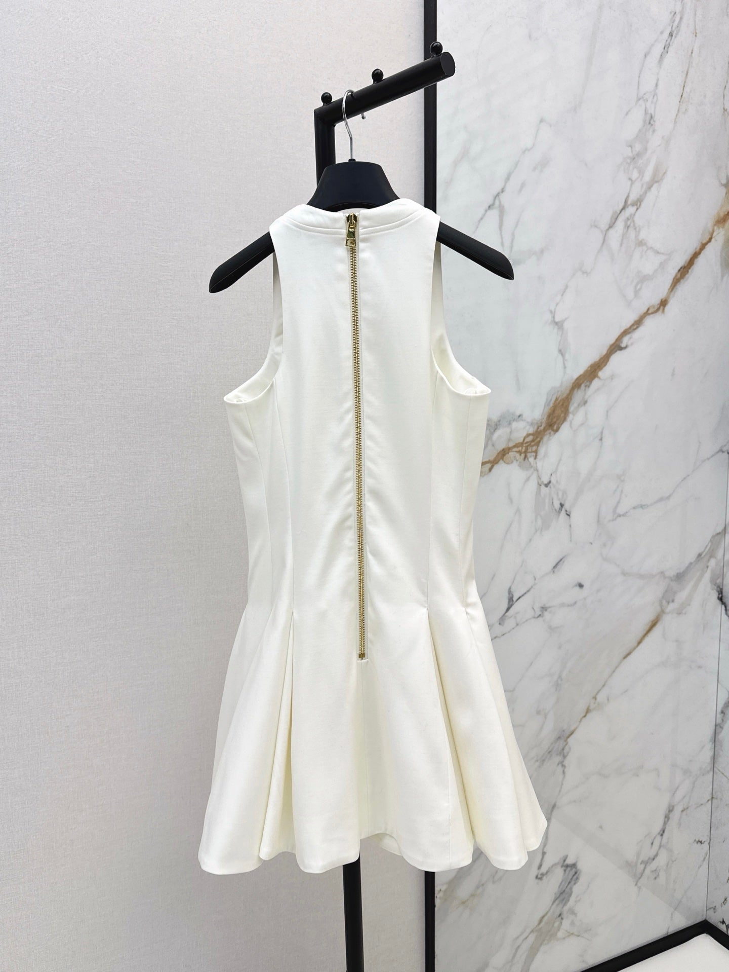 25ss sleeveless dress