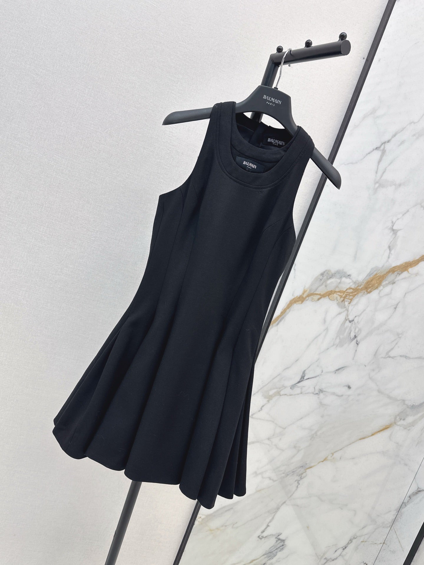 ba 25ss sleeveless dress