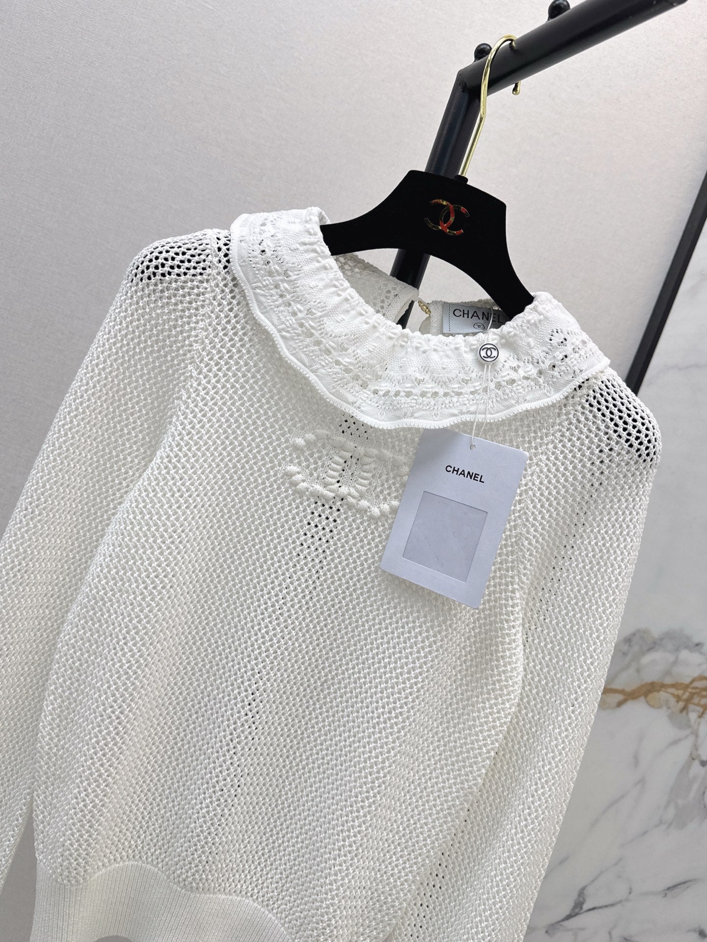 25ss knitted ruffle sweater
