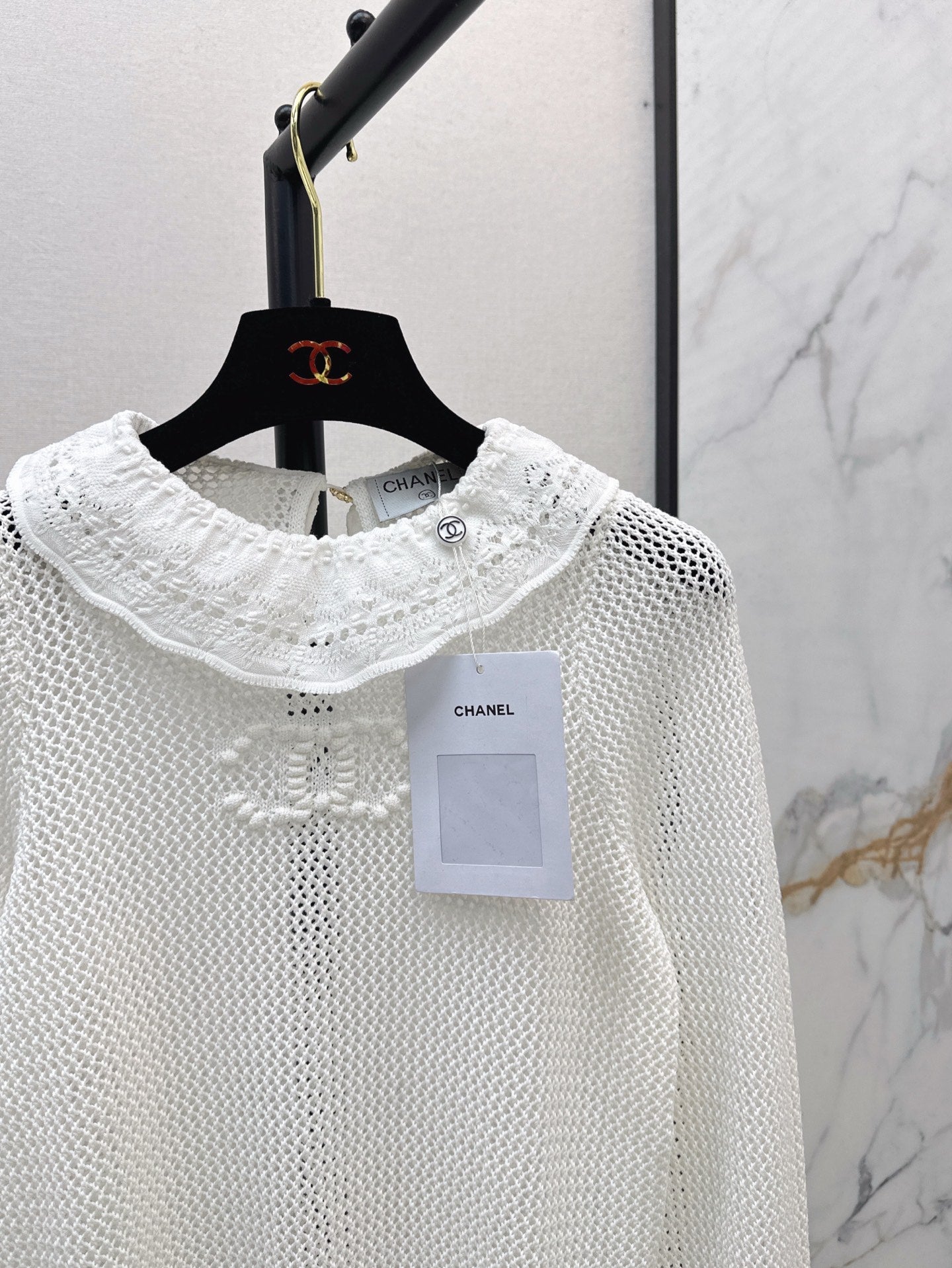 25ss knitted ruffle sweater