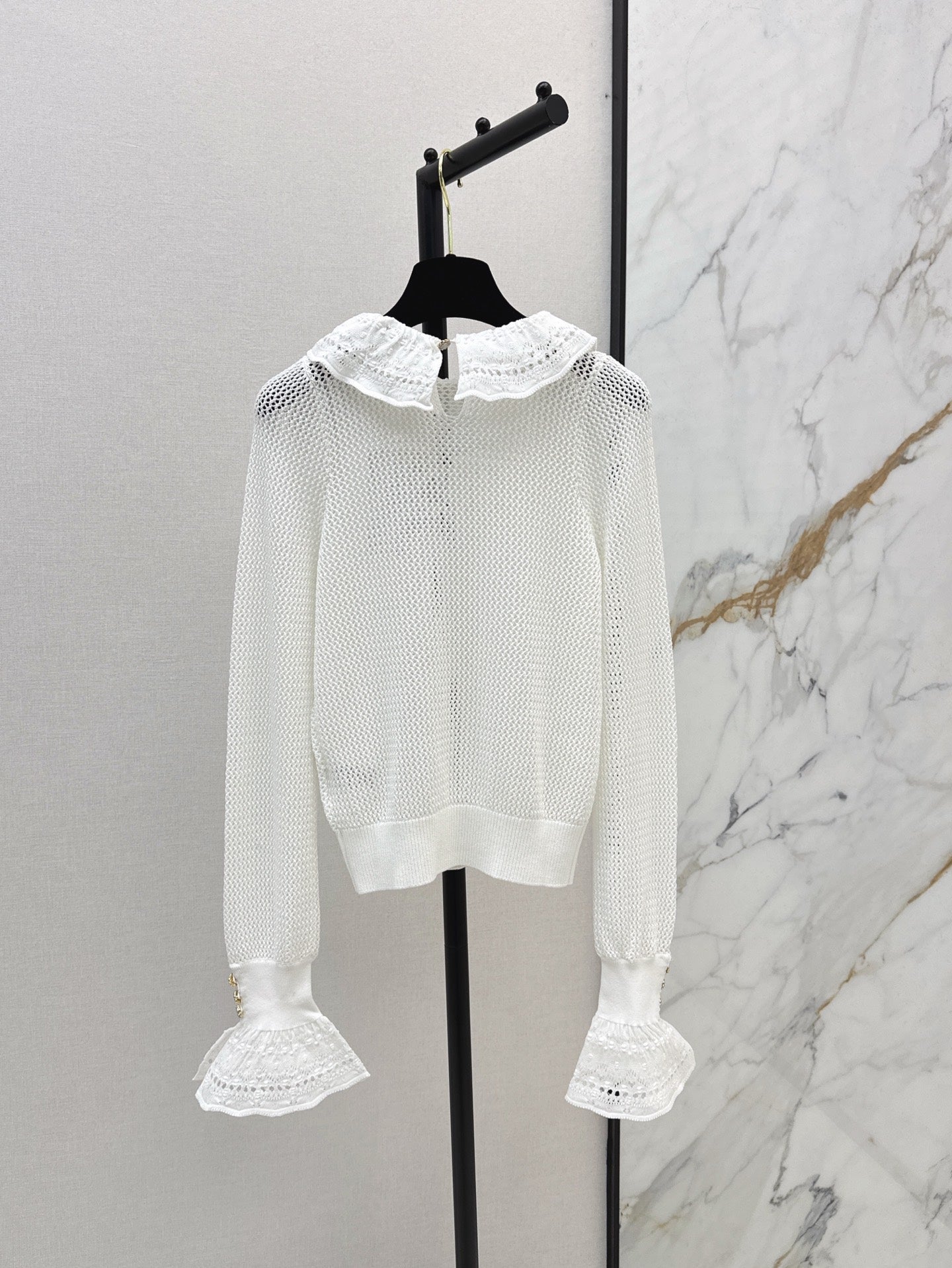 25ss knitted ruffle sweater