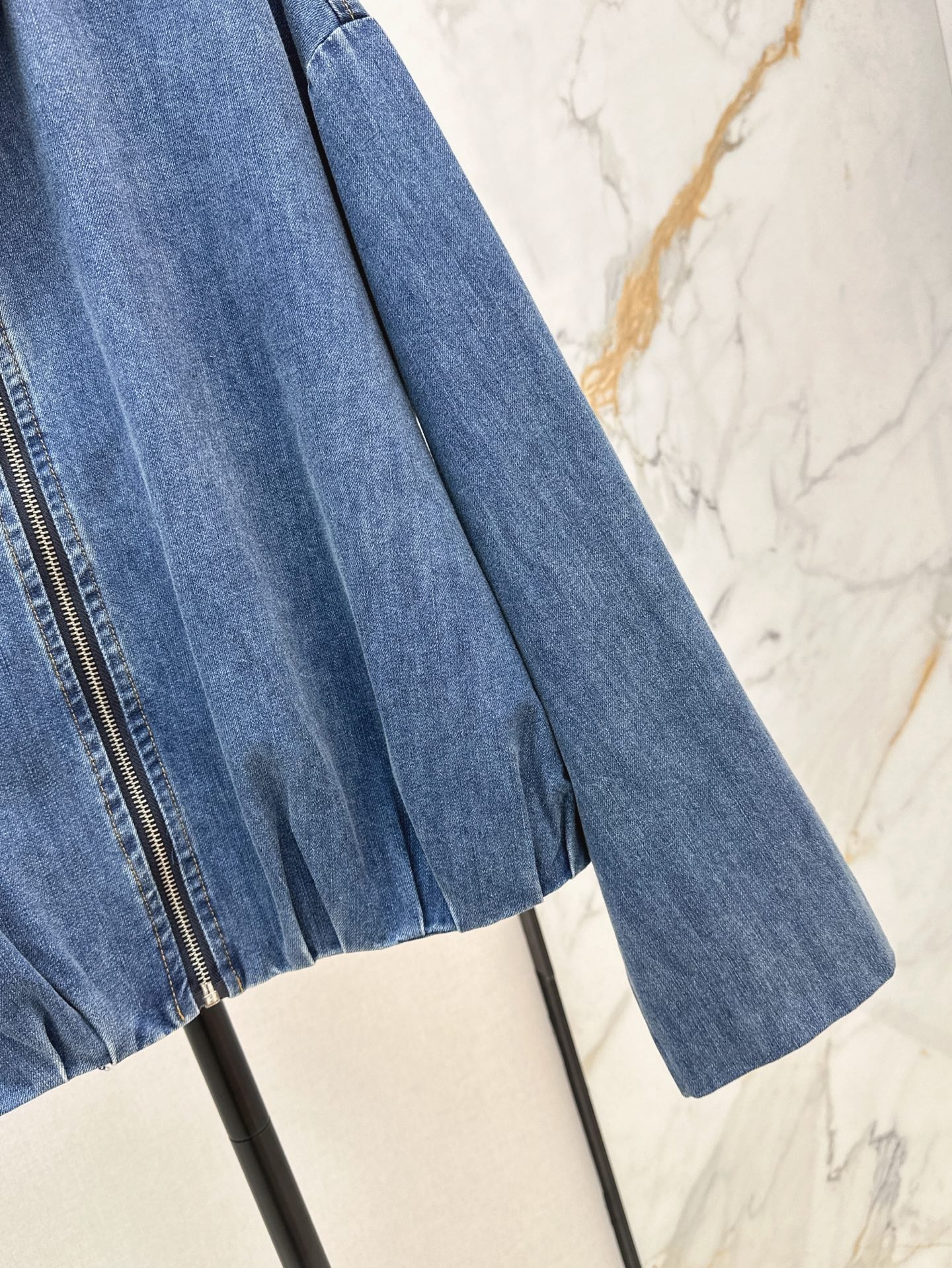25ss pleated denim jacket