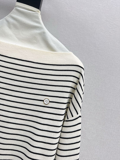 25SS Off-shoulder knitted shirt