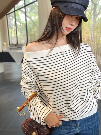 25SS Off-shoulder knitted shirt