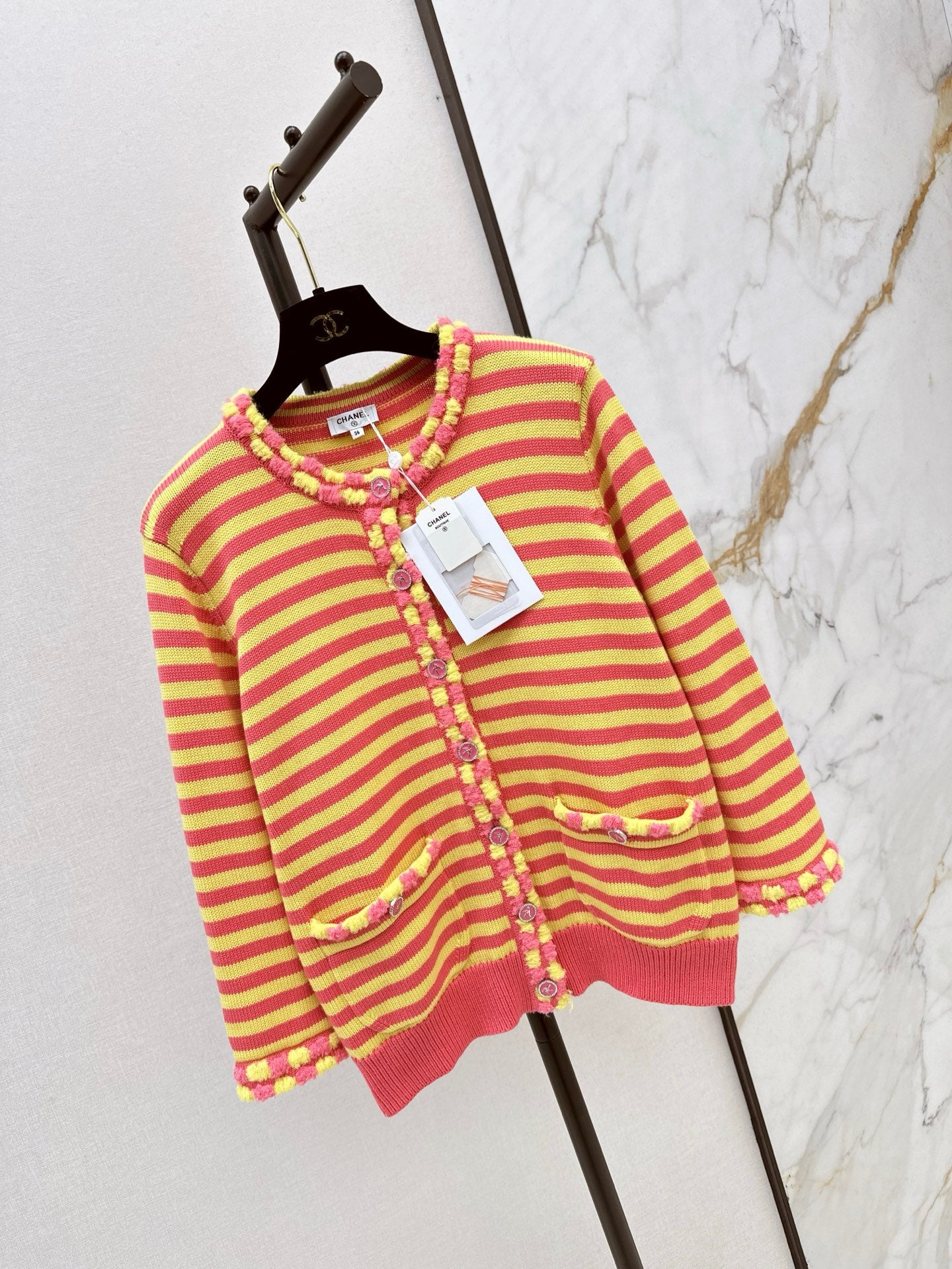 25ss knitted cardigan