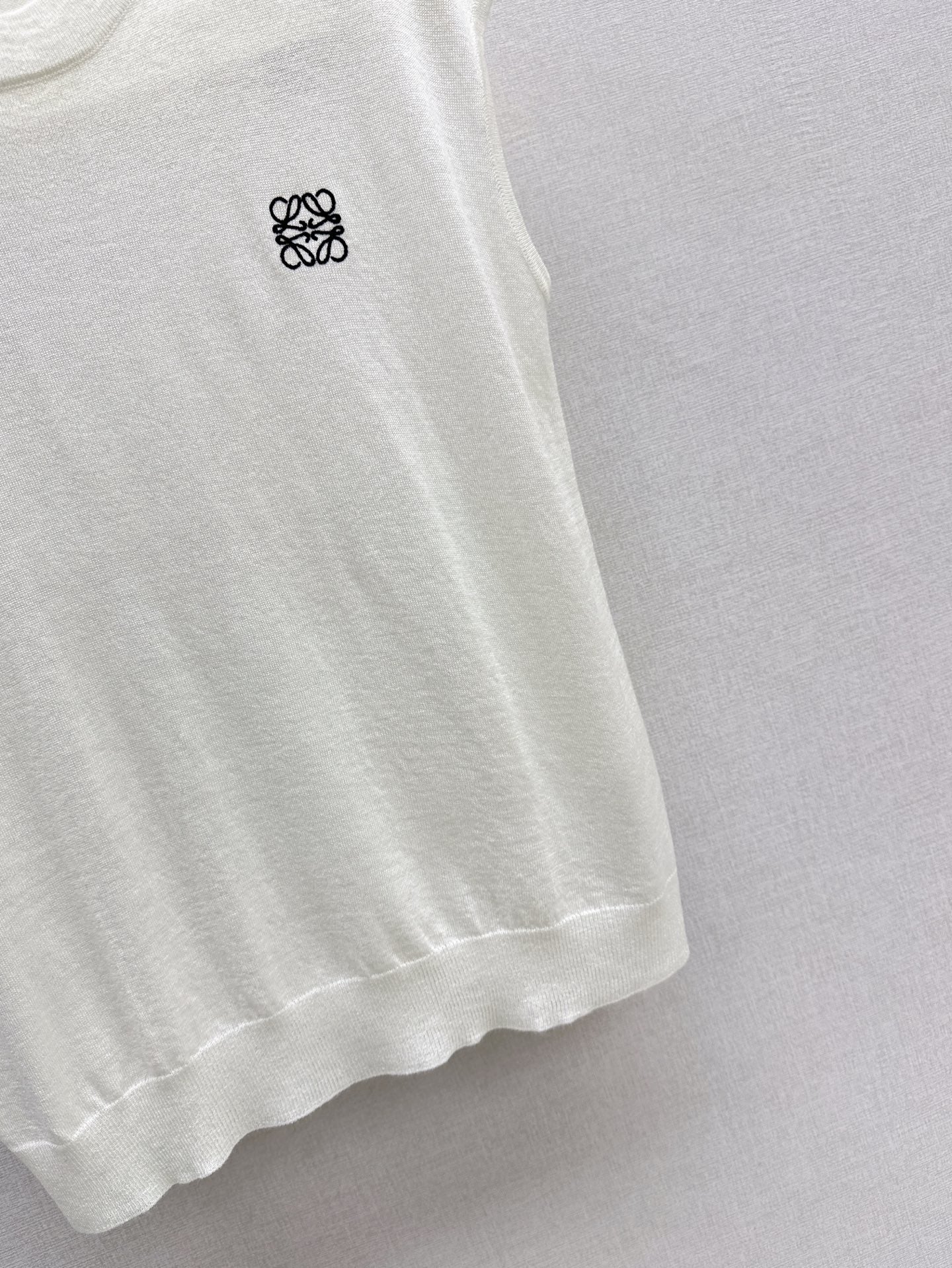 25ss knit sleeveless