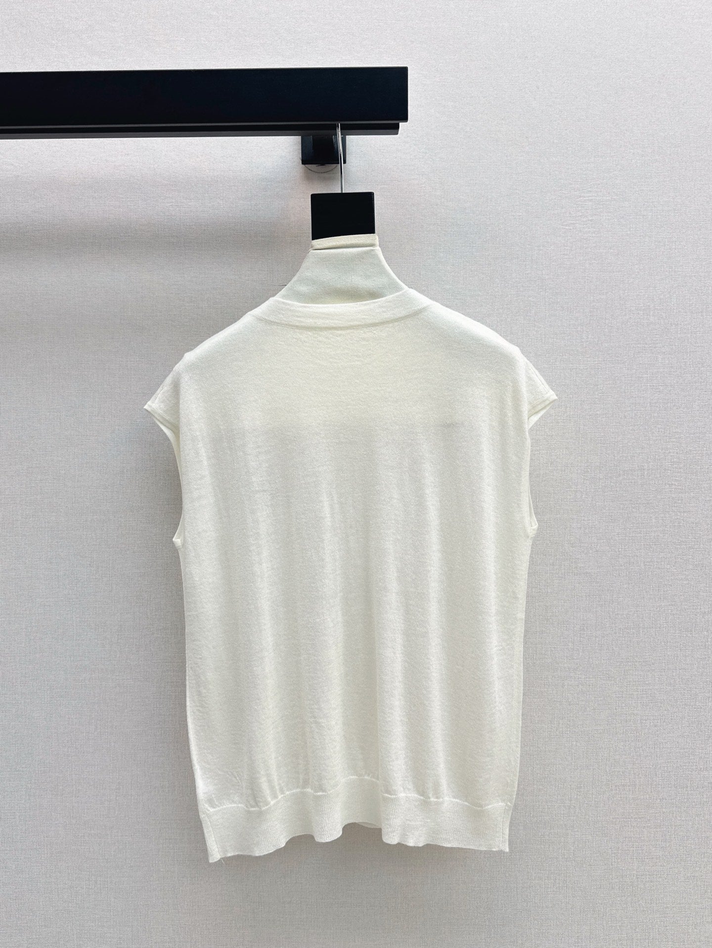 25ss knit sleeveless