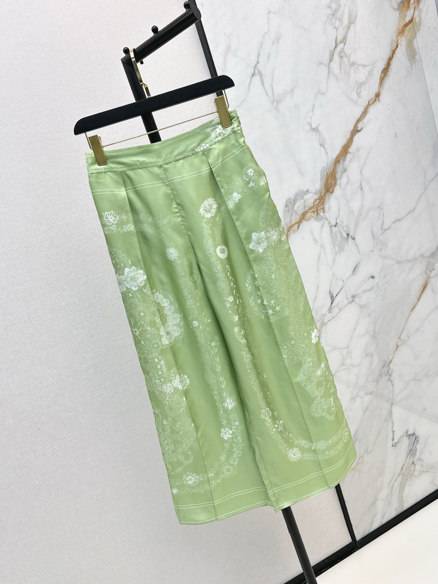 25ss silk wide-leg pants