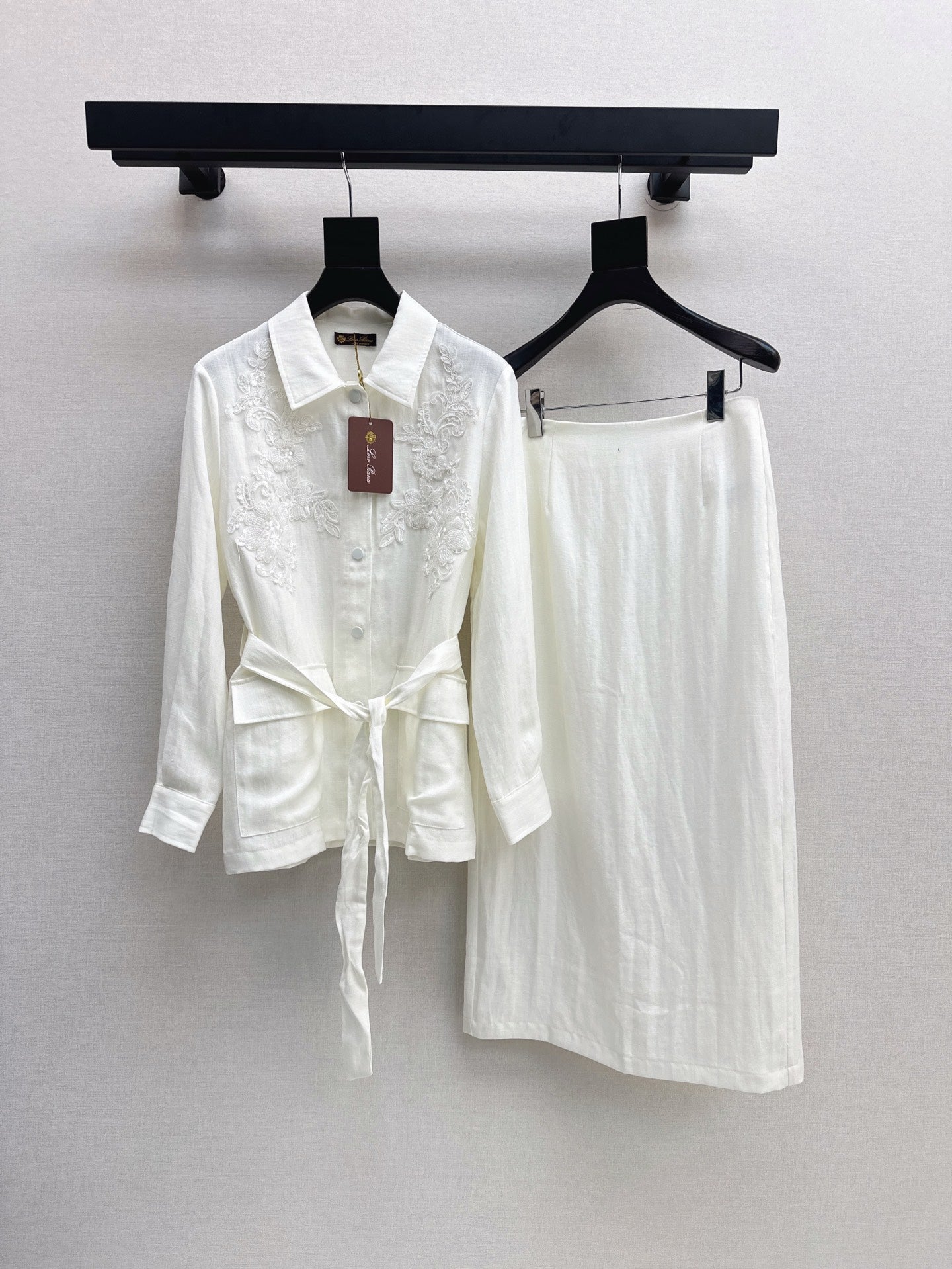 25ss linen embroidered set