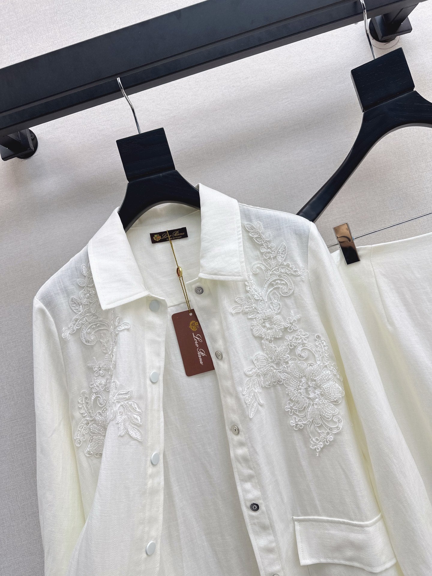 25ss linen embroidered set