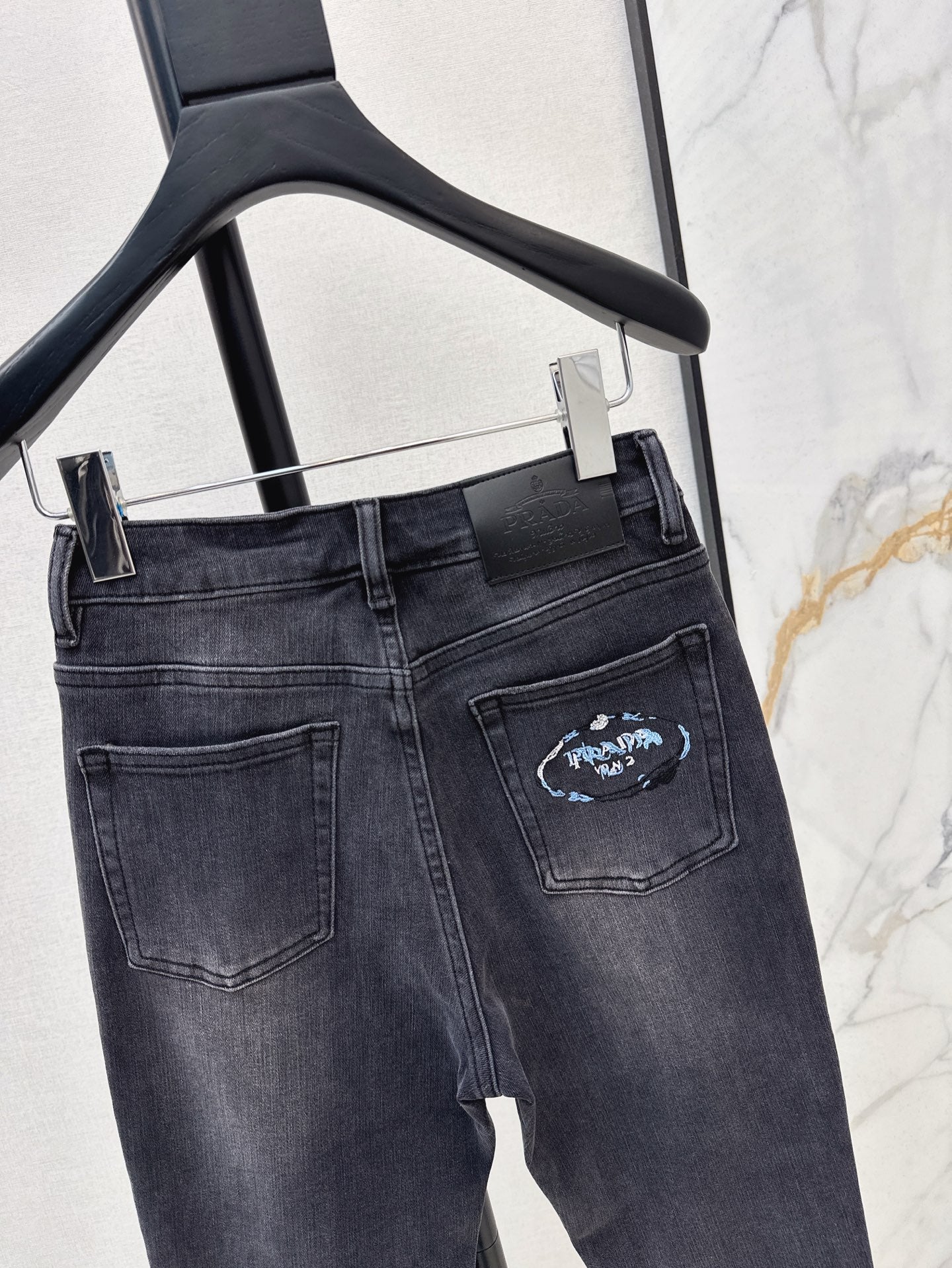 25ss embroidered jeans