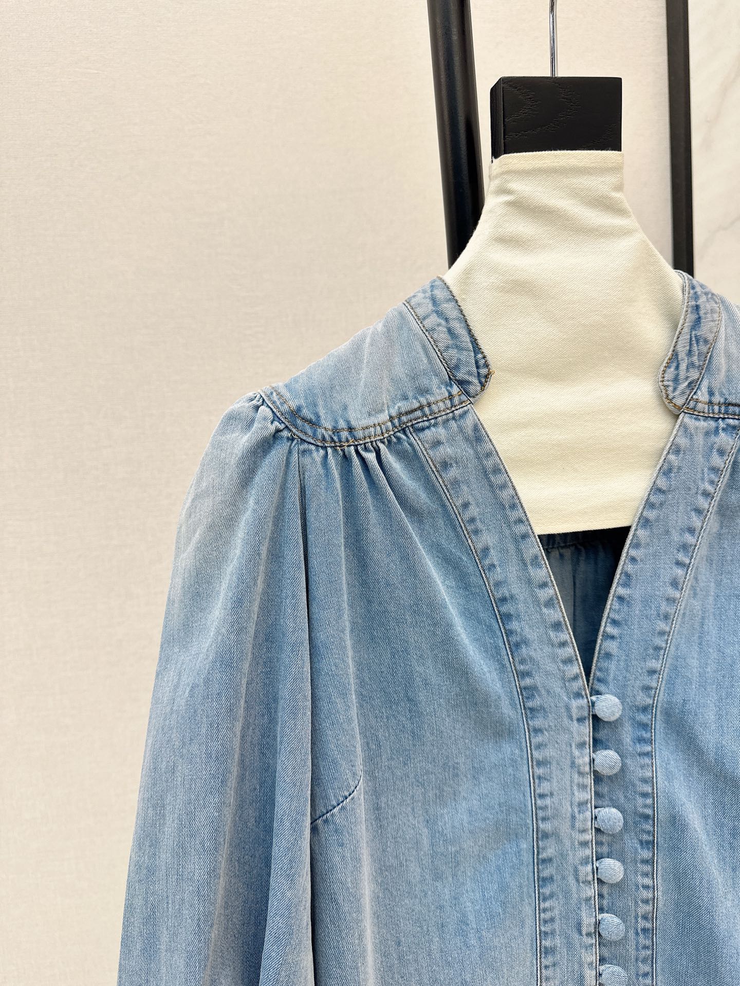 25ss denim V neck shirt