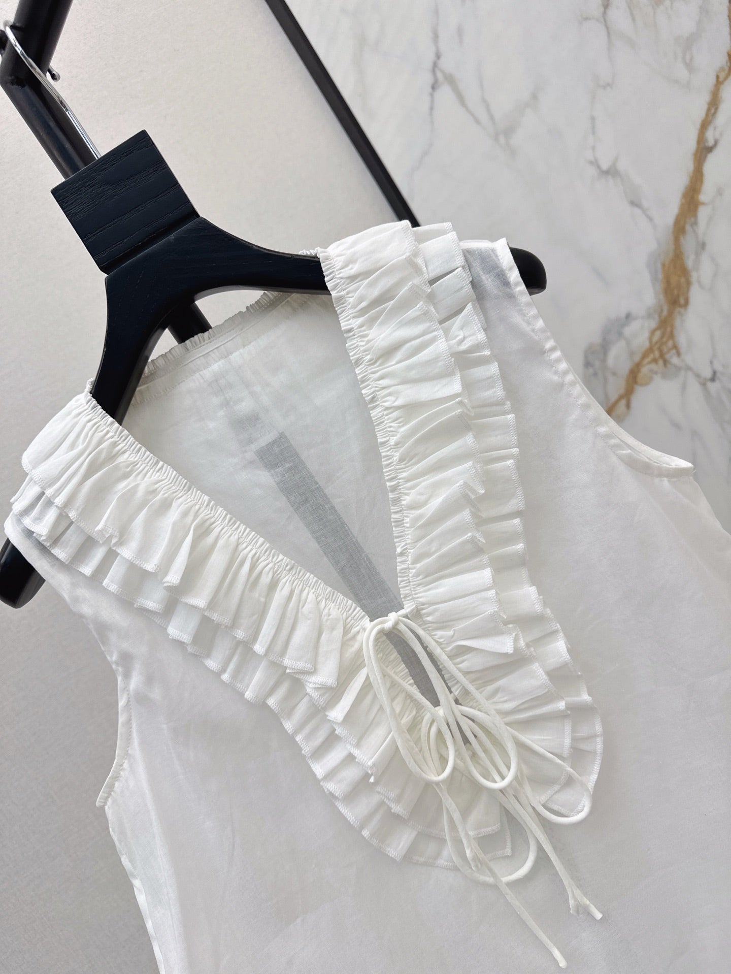 25ss linen ruffle vest