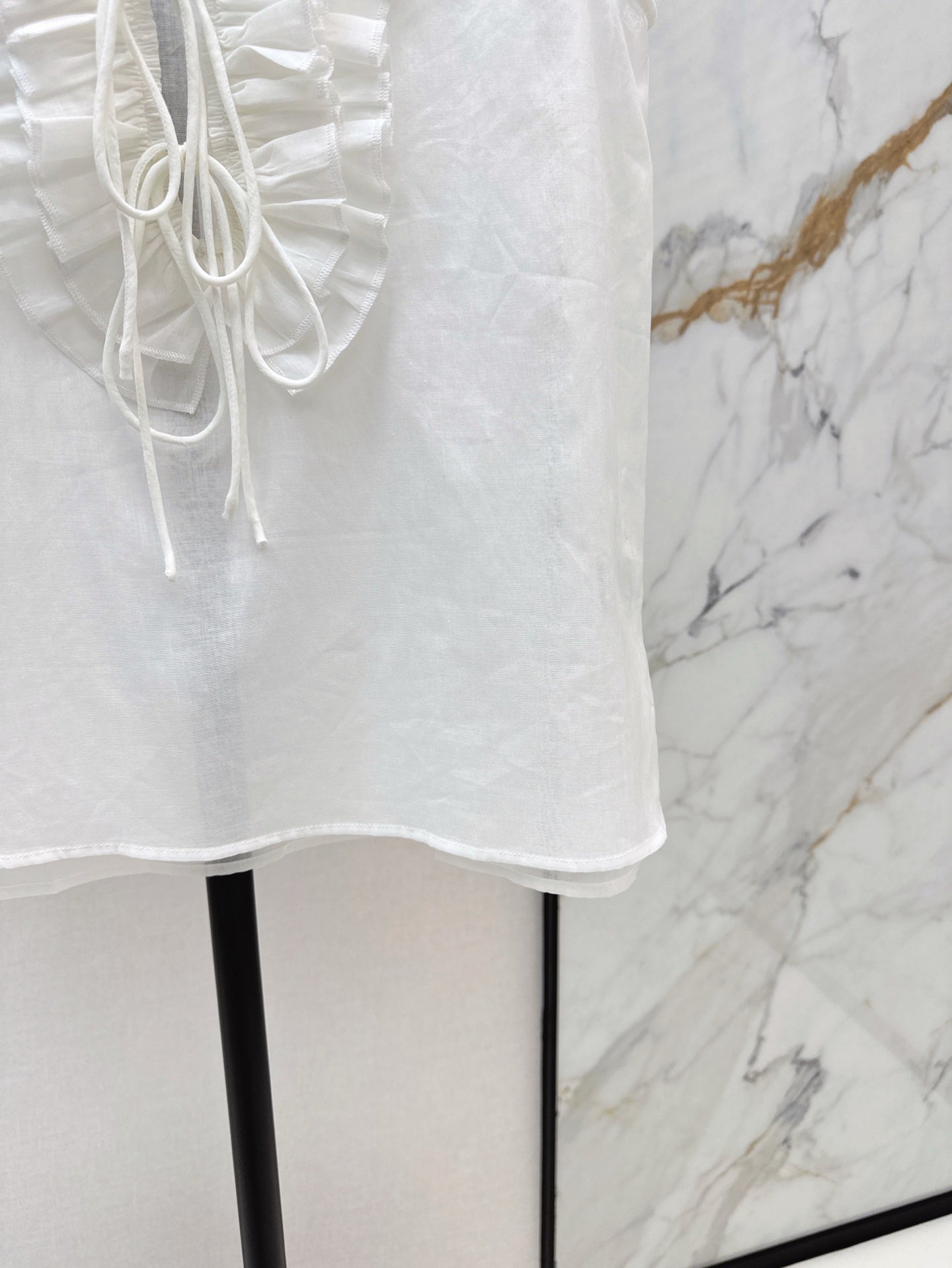 25ss linen ruffle vest