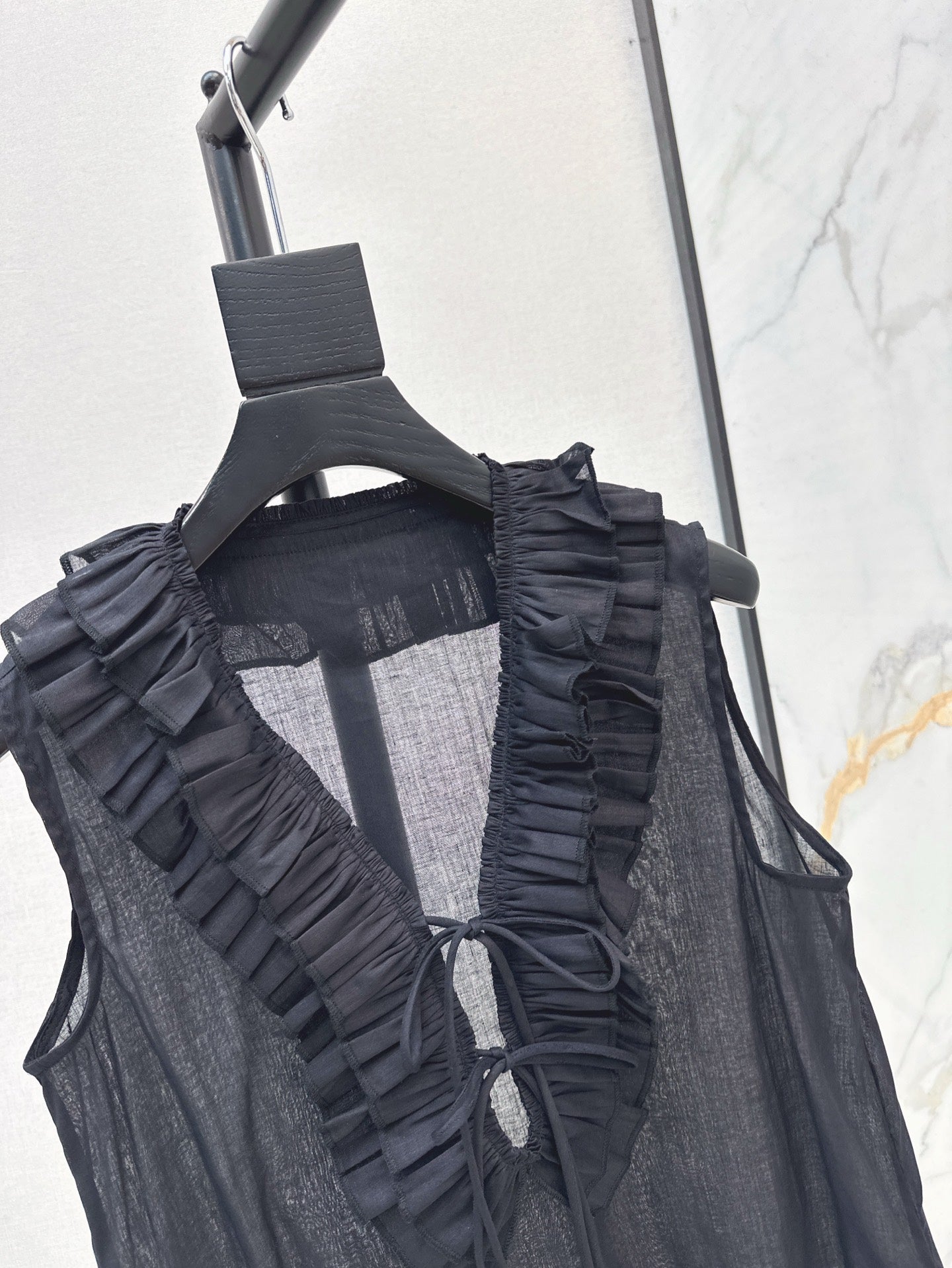 25ss linen ruffle vest